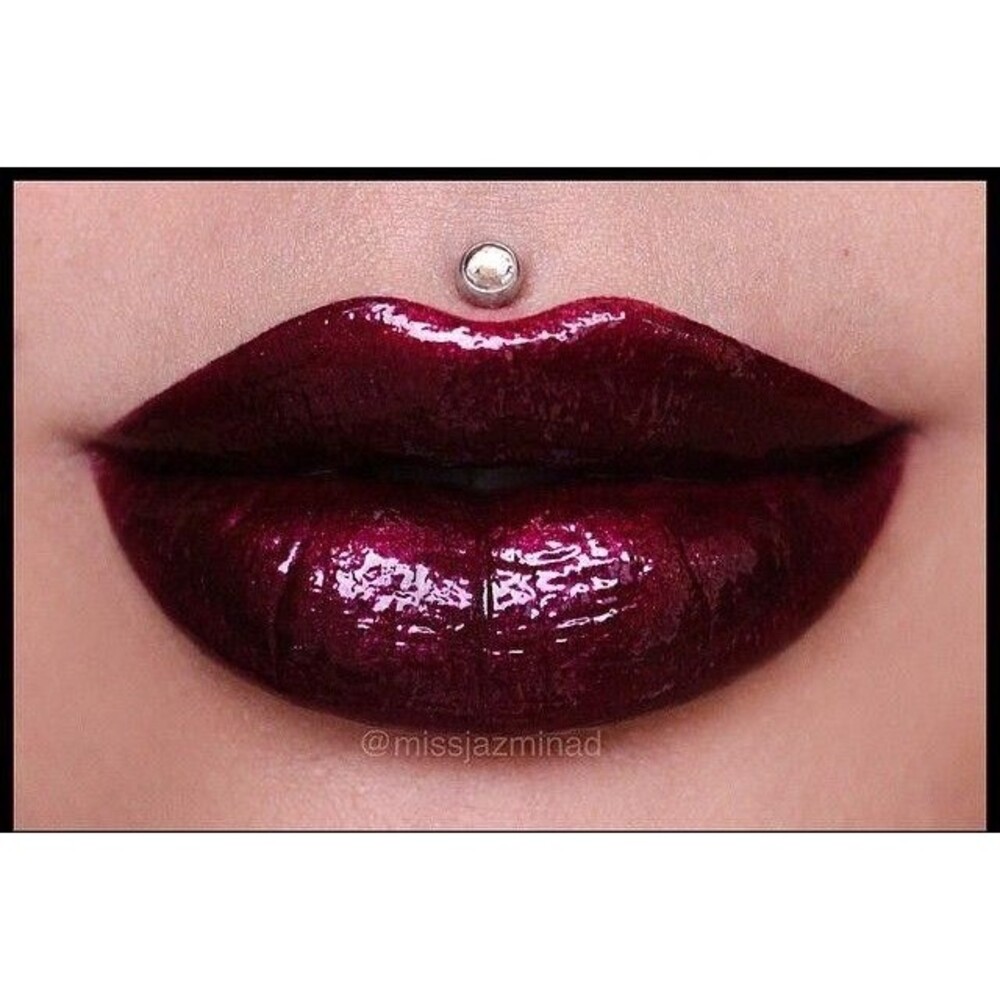 Hard Candy Hydrating Lip Stain All Matte Up New Sealed color Venom #1027